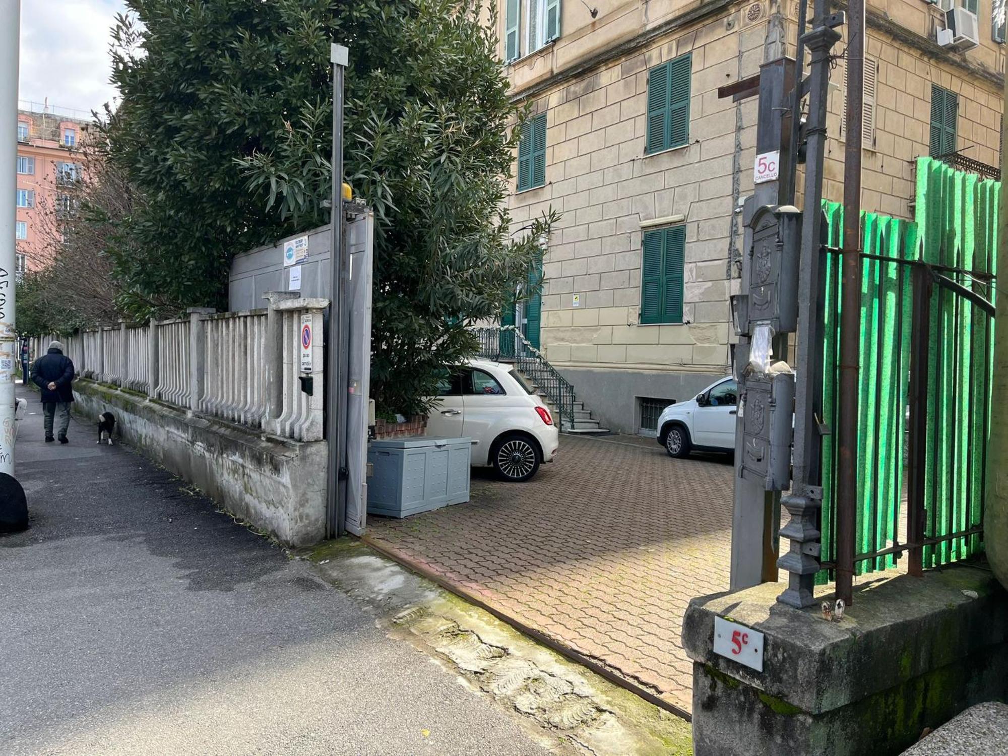 Tolemaide Apartment *